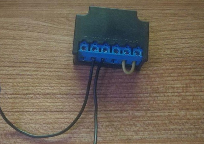 快速門電機整流塊